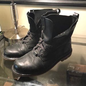 Doc Martens Pier Cap Boots
